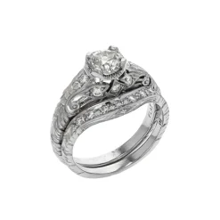 Josephs Jewelers Estate>Estate Platinum Hand Engraved Diamond Wedding Set