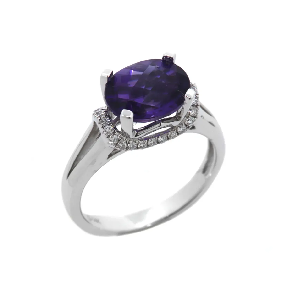 Josephs Jewelers Rings>14K White Gold Oval Amethyst and Diamond Ring