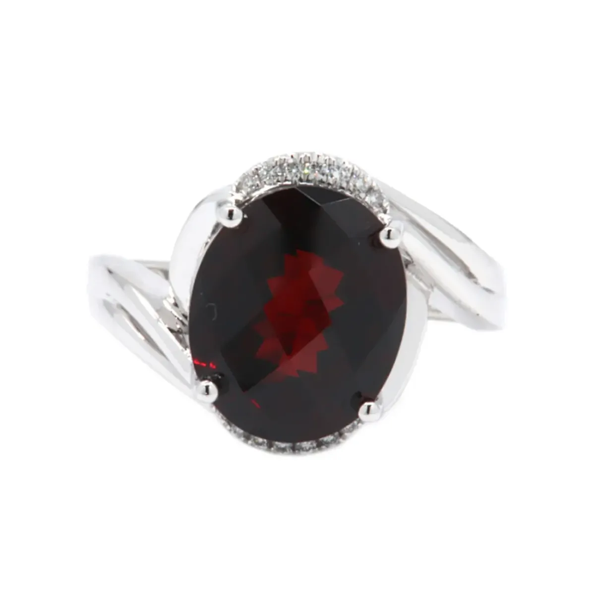 Josephs Jewelers Rings>14K White Gold Oval Garnet and Diamond Ring