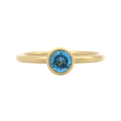 Josephs Jewelers Rings>18K Yellow Gold Blue Topaz Ring